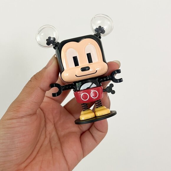 miniso disney // robot mickey blind box figure - Picture 5 of 5